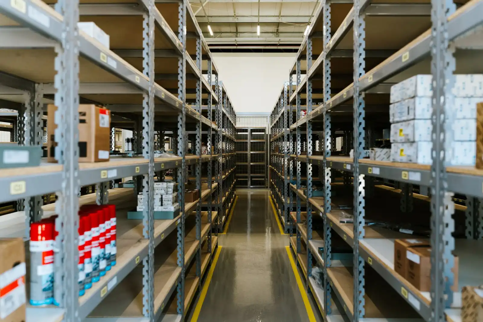 银川及西北地区工业仪表选型指南：温控器与压力表的应用对比分析