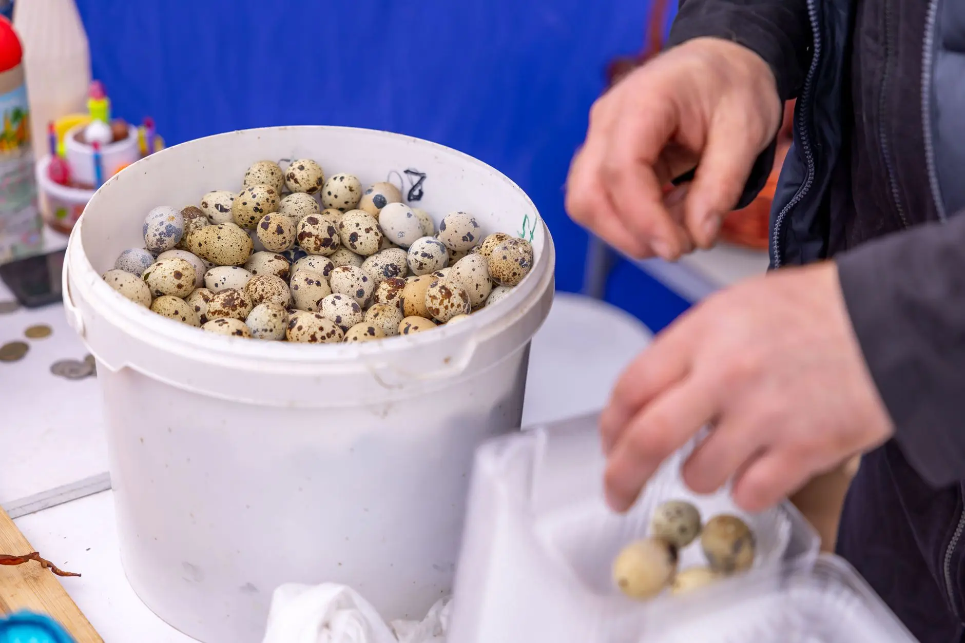 暖通系统中温控器与流量计的协同控制方案设计要点
