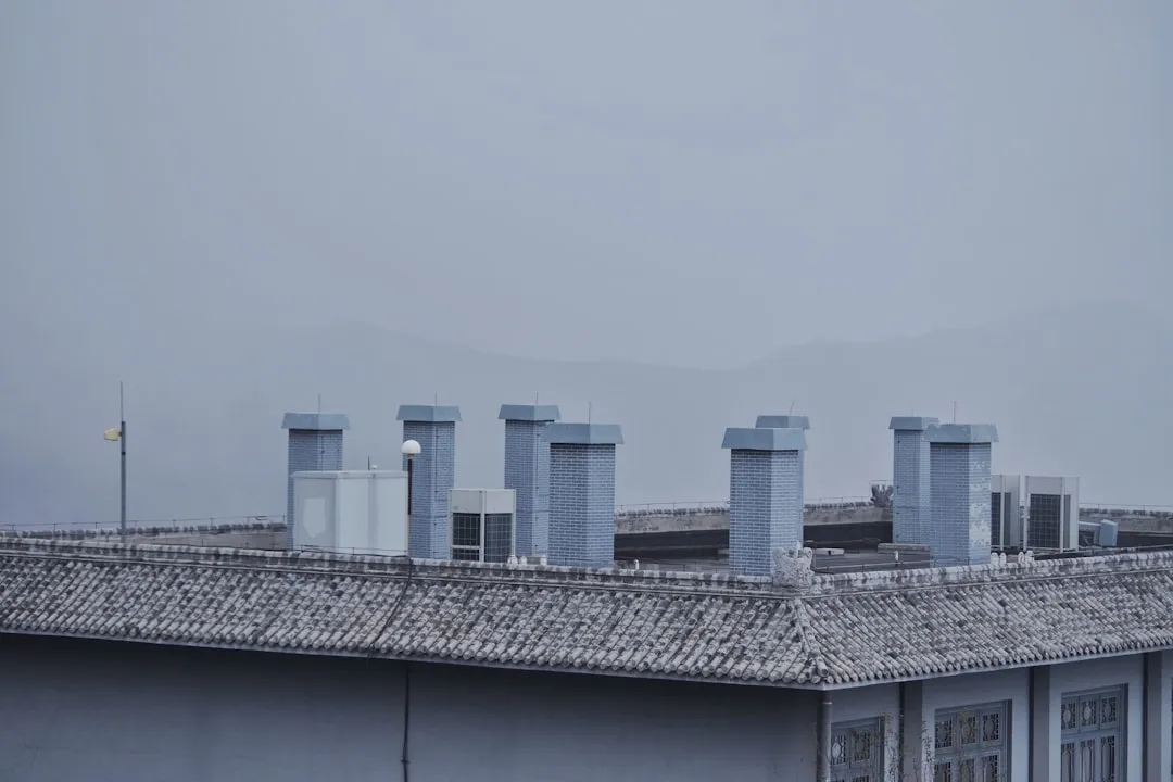 工业仪表选型指南：流量计与液位计的技术参数对比